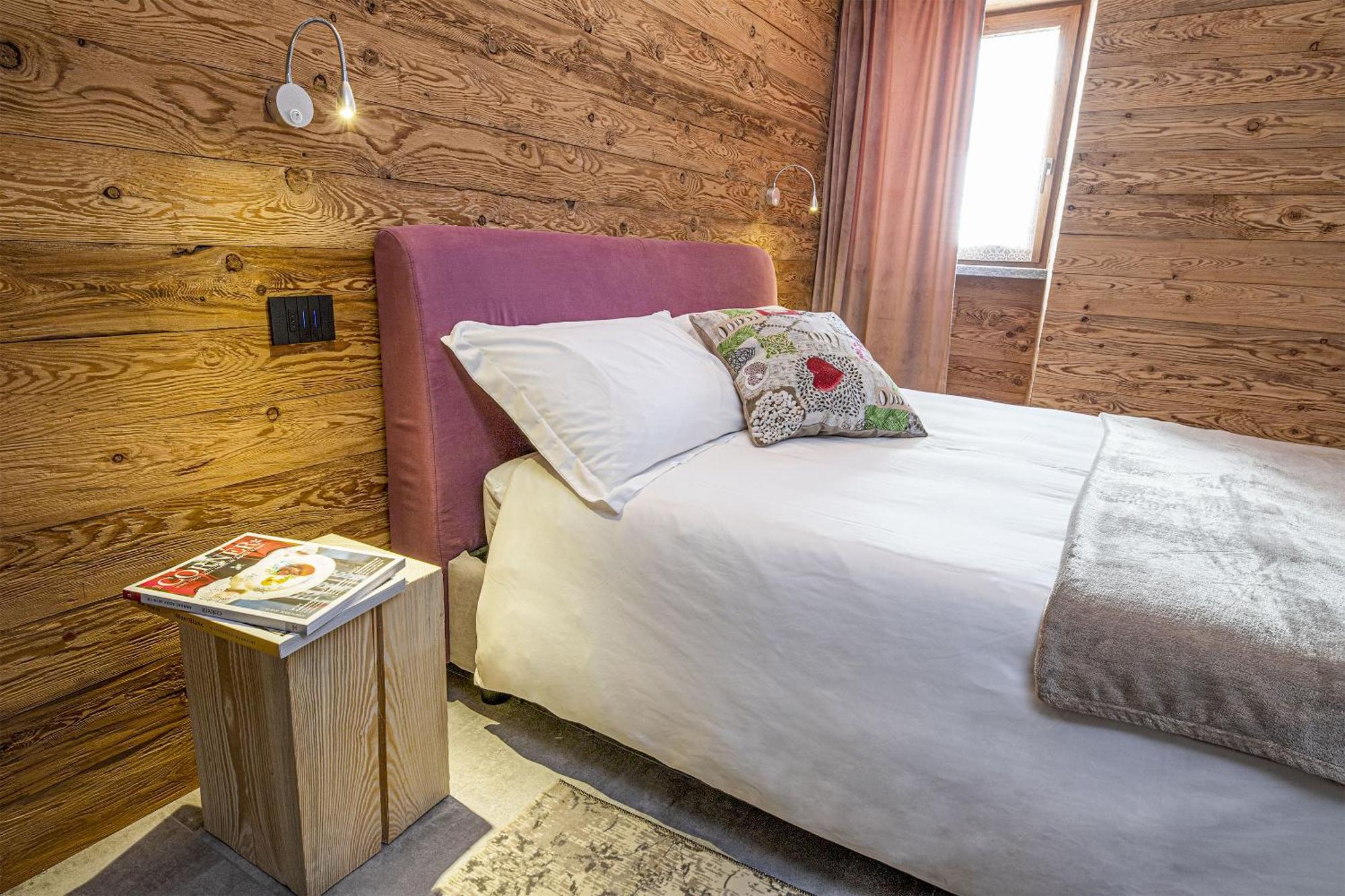 Fenat Aparthotel Introd Buitenkant foto